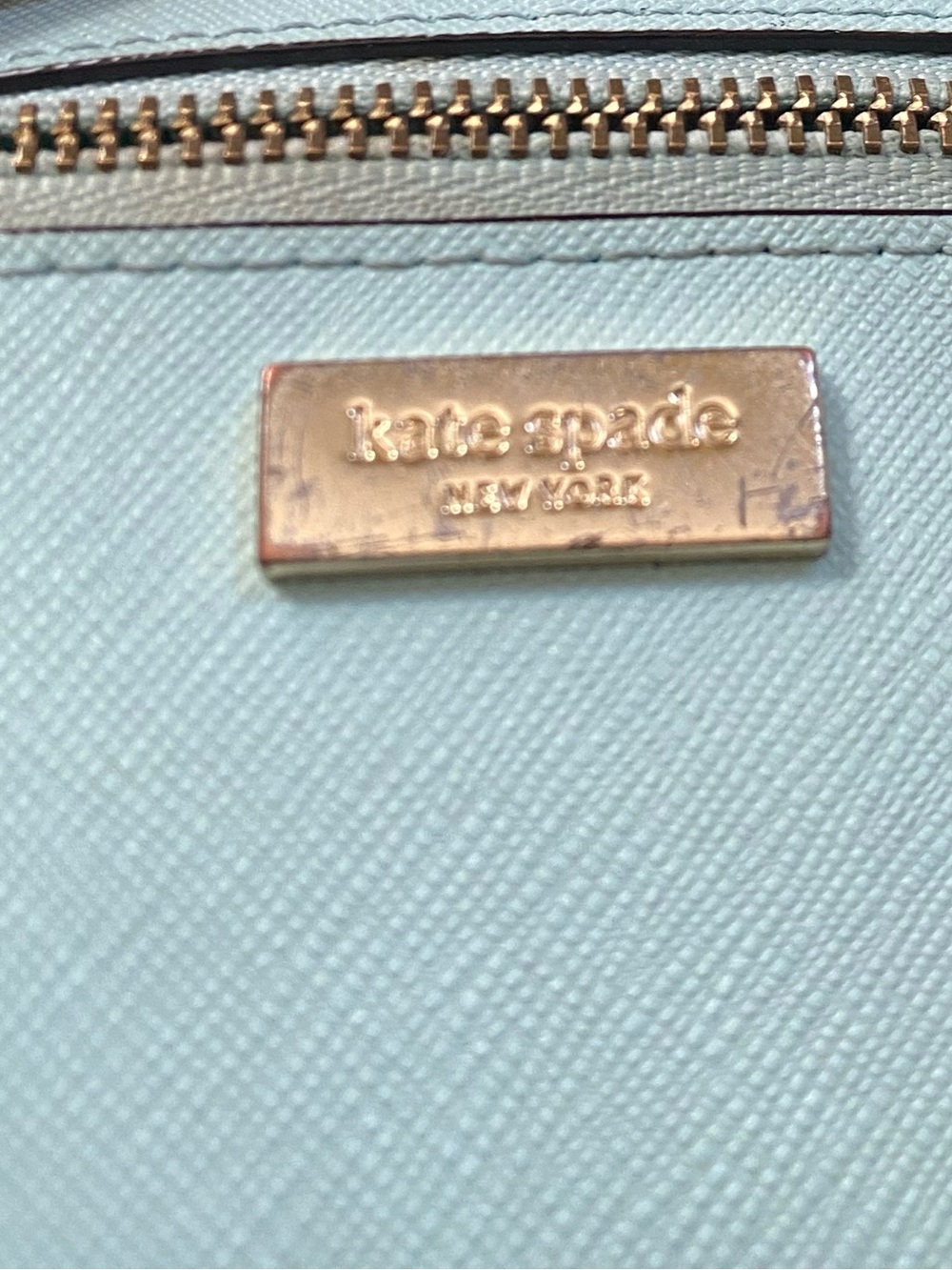kate spade light blue saffiano crossbody wristlet with gold hardware EUC - Picture 4 of 7